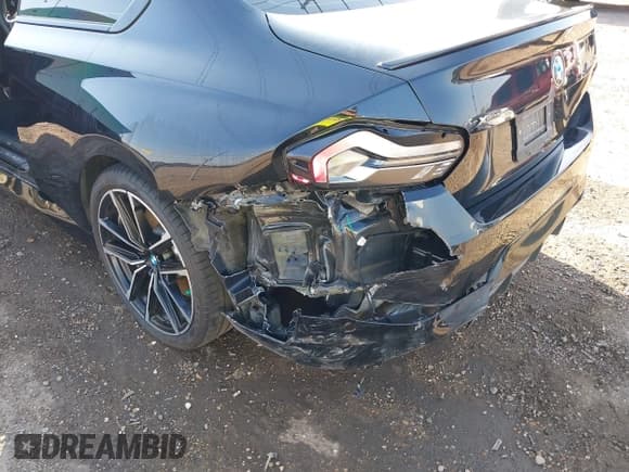 ✅ 2024 BMW 2 Series M240i xDrive • VIN: 3MW53CM05R8E02296 • Lot: 41190453. Listed on IAAI with 8,809 mi. Free auction sales archive from the USA and detailed vehicle history report at DreamBid. Image 6.