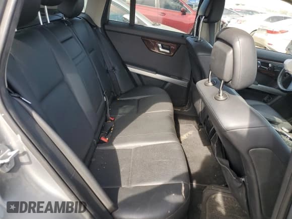 ✅ 2011 Mercedes-Benz GLK 350 • VIN: WDCGG8HBXBF544188 • Lot: 84971505. Listed on Copart with 141,183 mi. Free auction sales archive from the USA and detailed vehicle history report at DreamBid. Image 10.