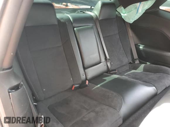 ✅ 2022 Dodge Challenger R/T Scat Pack Widebody • VIN: 2C3CDZFJ0NH218792 • Lot: 48338524. Wystawiony na Copart z przebiegiem 10 651 mil. Bezpłatny archiwum sprzedaży aukcyjnych z USA i szczegółowy raport historii pojazdu na DreamBid. Zdjęcie 10.