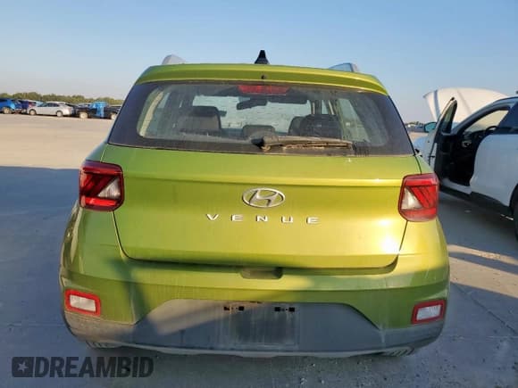✅ 2021 Hyundai Venue SEL • VIN: KMHRC8A34MU112865 • Lot: 85586395. Listed on Copart with 83,783 mi. Free auction sales archive from the USA and detailed vehicle history report at DreamBid. Image 6.