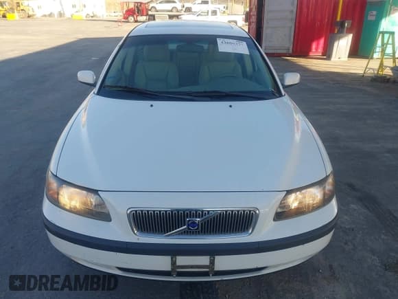 ✅ 2004 Volvo V70 • VIN: YV1SW59V342349595 • Лот: 43809377. Опубликован ранее на IAAI с пробегом 146 401 миль. Бесплатный доступ к архиву аукционных продаж из США и подробный отчёт об истории автомобиля на DreamBid. Изображение 6.