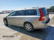 ✅ 2008 Volvo V70 • VIN: YV1BW982681009951 • Lot: 90241335. Listed on Copart with 135,567 mi. Free auction sales archive from the USA and detailed vehicle history report at DreamBid. Image 2.