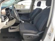 ✅ 2018 Chrysler Pacifica LX • VIN: 2C4RC1CG0JR130445 • Lot: 68556565. Wystawiony na Copart z przebiegiem 136 284 mil. Bezpłatny archiwum sprzedaży aukcyjnych z USA i szczegółowy raport historii pojazdu na DreamBid. Zdjęcie 7.