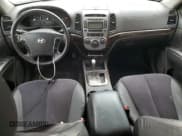 ✅ 2010 Hyundai Santa Fe • VIN: 5NMSG4AG0AH353685 • Lot: 77495704. Listed on Copart with 243,740 mi. Free auction sales archive from the USA and detailed vehicle history report at DreamBid. Image 8.