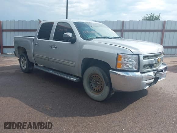 ✅ 2012 Chevrolet Silverado 1500 LS • VIN: 3GCPKREA3CG227567 • Lot: 42866766. Listed on IAAI with 116,325 mi. Free auction sales archive from the USA and detailed vehicle history report at DreamBid. Image 1.