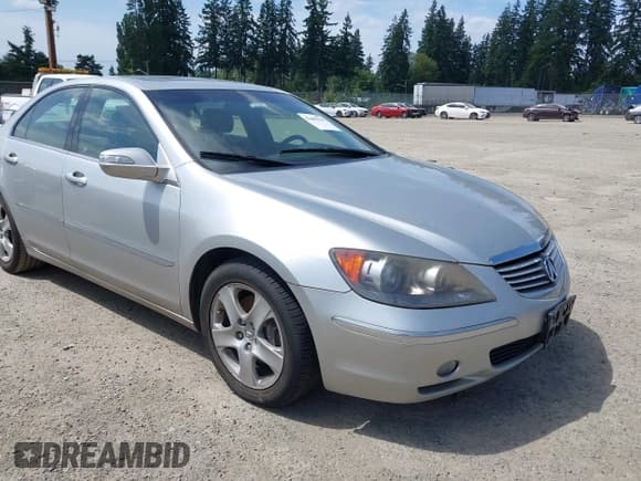 ✅ 2005 Acura RL • VIN: JH4KB16265C000512 • Лот: 42489906. Опубликован ранее на IAAI с пробегом 125 872 миль. Бесплатный доступ к архиву аукционных продаж из США и подробный отчёт об истории автомобиля на DreamBid. Изображение 1.