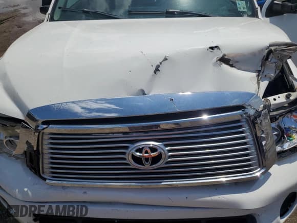 ✅ 2011 Toyota Tundra • VIN: 5TFDW5F11BX198823 • Lot: 67921665. Listed on Copart with 177,759 mi. Free auction sales archive from the USA and detailed vehicle history report at DreamBid. Image 11.