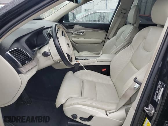 ✅ 2022 Volvo XC90 Inscription • VIN: YV4A22PL2N1786926 • Lot: 92780775. Listed on Copart with 64,419 mi. Free auction sales archive from the USA and detailed vehicle history report at DreamBid. Image 7.