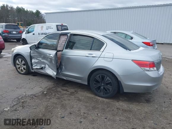 ✅ 2010 Honda Accord EX-L • VIN: 1HGCP3F80AA002027 • Lot: 43678892. Listed on IAAI with 115,987 mi. Free auction sales archive from the USA and detailed vehicle history report at DreamBid. Image 12.