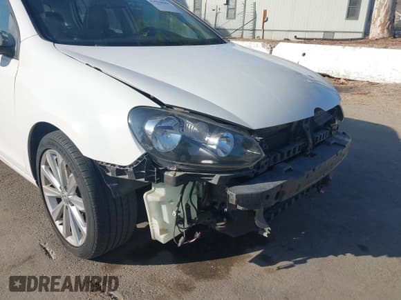 ✅ 2012 Volkswagen Golf TDI • VIN: WVWDM7AJ1CW249432 • Лот: 43594049. Опубликован ранее на IAAI с пробегом 63 939 миль. Бесплатный доступ к архиву аукционных продаж из США и подробный отчёт об истории автомобиля на DreamBid. Изображение 14.