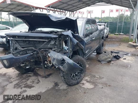 ✅ 2018 Chevrolet Silverado 1500 LTZ • VIN: 3GCUKSEC7JG219819 • Lot: 42834448. Wystawiony na IAAI z przebiegiem 77 237 mil. Bezpłatny archiwum sprzedaży aukcyjnych z USA i szczegółowy raport historii pojazdu na DreamBid. Zdjęcie 17.