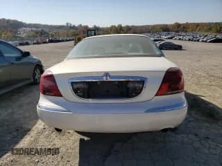 ✅ 2002 Lincoln Continental • VIN: 1LNHM97V62Y643532 • Lot: 76015984. Wystawiony na Copart z przebiegiem 154 374 mil. Bezpłatny archiwum sprzedaży aukcyjnych z USA i szczegółowy raport historii pojazdu na DreamBid. Zdjęcie 6.