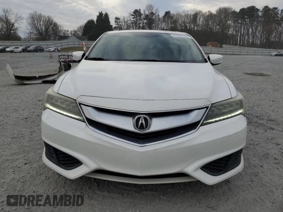 ✅ 2017 Acura ILX • VIN: 19UDE2F34HA003734 • Lot: 47007795. Listed on Copart with 85,246 mi. Free auction sales archive from the USA and detailed vehicle history report at DreamBid. Image 5.
