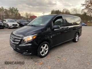 ✅ 2018 Mercedes-Benz Metris Passenger • VIN: WD4PG2EE1J3459506 • Lot: 76691473. Wystawiony na Copart z przebiegiem 130 235 mil. Bezpłatny archiwum sprzedaży aukcyjnych z USA i szczegółowy raport historii pojazdu na DreamBid. Zdjęcie 2.