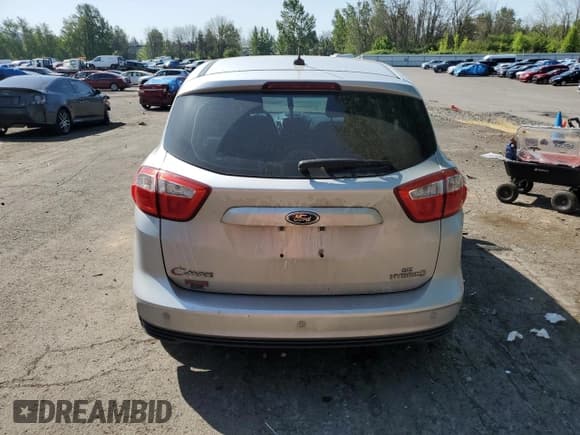 ✅ 2013 Ford C-Max SE • VIN: 1FADP5AU3DL521199 • Lot: 55250685. Wystawiony na Copart z przebiegiem 87 362 mil. Bezpłatny archiwum sprzedaży aukcyjnych z USA i szczegółowy raport historii pojazdu na DreamBid. Zdjęcie 6.