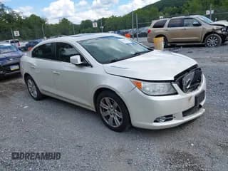 ✅ 2012 Buick LaCrosse Leather • VIN: 1G4GC5E38CF210073 • Lot: 42985911. Wystawiony na IAAI z przebiegiem 130 213 mil. Bezpłatny archiwum sprzedaży aukcyjnych z USA i szczegółowy raport historii pojazdu na DreamBid. Zdjęcie 1.