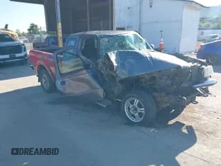 ✅ 2005 Ford Ranger XL • VIN: 1FTZR15E05PA17600 • Lot: 43074266. Wystawiony na IAAI z przebiegiem 125 136 mil. Bezpłatny archiwum sprzedaży aukcyjnych z USA i szczegółowy raport historii pojazdu na DreamBid. Zdjęcie 1.