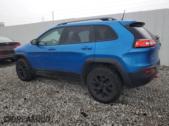✅ 2017 Jeep Cherokee Trailhawk • VIN: 1C4PJMBS4HW601454 • Lot: 58015315. Wystawiony na Copart z przebiegiem 96 795 mil. Bezpłatny archiwum sprzedaży aukcyjnych z USA i szczegółowy raport historii pojazdu na DreamBid. Zdjęcie 2.