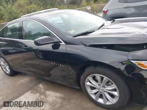 2025 Chevrolet Malibu LT with VIN 1G1ZD5ST8SF115941, listed as a IAAI auction lot 43519473 with 27,579 mi miles and . Bid and sale history available at DreamBid. Image 13.