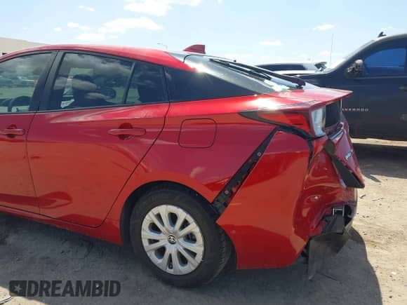 2021 Toyota Prius L Eco с VIN JTDKAMFU5M3145899, выставлен на аукционе IAAI как лот 42851640 с пробегом 114 429 миль миль и . История ставок и продаж доступна на DreamBid. Изображение 6.