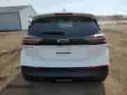 2023 Chevrolet Bolt EV 2LT z VIN 1G1FX6S01P4202914, wystawiony jako Copart lot #44533504 z przebiegiem 2 333 mil mil oraz . Historia ofert i sprzedaży dostępna na DreamBid. Obrazek 6.