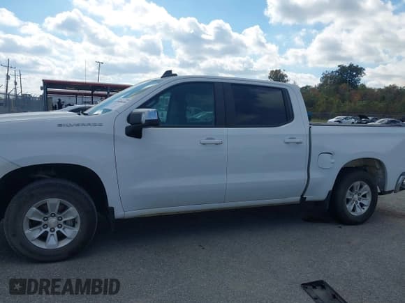 ✅ 2019 Chevrolet Silverado 1500 LT • VIN: 1GCPWCEK5KZ324570 • Lot: 43688495. Wystawiony na IAAI z przebiegiem 131 098 mil. Bezpłatny archiwum sprzedaży aukcyjnych z USA i szczegółowy raport historii pojazdu na DreamBid. Zdjęcie 14.