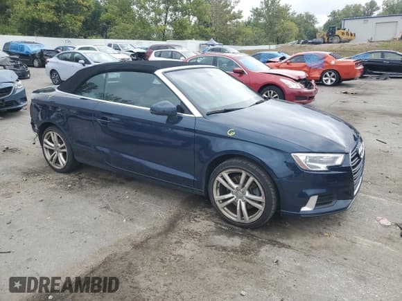 ✅ 2018 Audi A3 Cabriolet Premium • VIN: WAU6ULFFXJ1002651 • Лот: 81272395. Опубликован ранее на Copart с пробегом 52 689 миль. Бесплатный доступ к архиву аукционных продаж из США и подробный отчёт об истории автомобиля на DreamBid. Изображение 4.