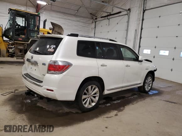 ✅ 2013 Toyota Highlander Limited • VIN: JTEDC3EH2D2011788 • Lot: 86622914. Listed on Copart with Not provided. Free auction sales archive from the USA and detailed vehicle history report at DreamBid. Image 3.