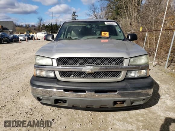 ✅ 2005 Chevrolet Silverado 1500 LS • VIN: 2GCEK13T551381741 • Lot: 93079435. Listed on Copart with 154,794 mi. Free auction sales archive from the USA and detailed vehicle history report at DreamBid. Image 5.