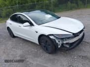 ✅ 2024 Tesla Model 3 • VIN: 5YJ3E1EA5RF717613 • Lot: 42444791. Wystawiony na IAAI z przebiegiem Nie podano. Bezpłatny archiwum sprzedaży aukcyjnych z USA i szczegółowy raport historii pojazdu na DreamBid. Zdjęcie 1.