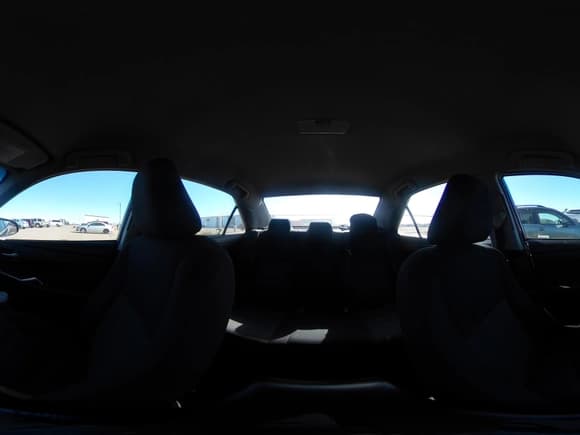 ✅ 2016 Toyota Camry LE • VIN: 4T4BF1FK3GR583075 • Lot: 43431694. Wystawiony na IAAI z przebiegiem 154 508 mil. Bezpłatny archiwum sprzedaży aukcyjnych z USA i szczegółowy raport historii pojazdu na DreamBid. Zdjęcie 19.