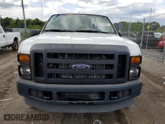 ✅ 2008 Ford F-250 XL • VIN: 1FTSX21R78EE11908 • Lot: 57948425. Listed on Copart with 92,442 mi. Free auction sales archive from the USA and detailed vehicle history report at DreamBid. Image 5.