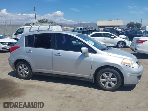 ✅ 2007 Nissan Versa S • VIN: 3N1BC13EX7L410415 • Lot: 43097089. Listed on IAAI with 132,079 mi. Free auction sales archive from the USA and detailed vehicle history report at DreamBid. Image 13.