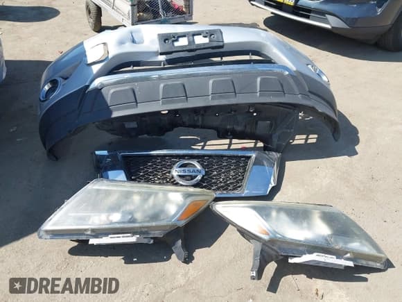 ✅ 2014 Nissan Pathfinder SL • VIN: 5N1AR2MN7EC716584 • Lot: 43331255. Listed on IAAI with 146,753 mi. Free auction sales archive from the USA and detailed vehicle history report at DreamBid. Image 12.