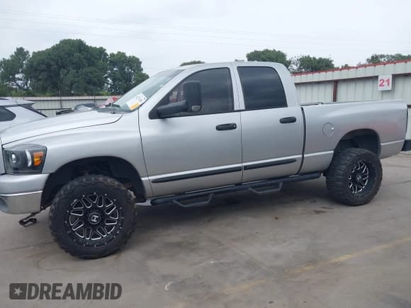 ✅ 2007 Dodge 2500 SLT • VIN: 3D7KS28C57G761938 • Lot: 42271381. Listed on IAAI with 290,275 mi. Free auction sales archive from the USA and detailed vehicle history report at DreamBid. Image 14.