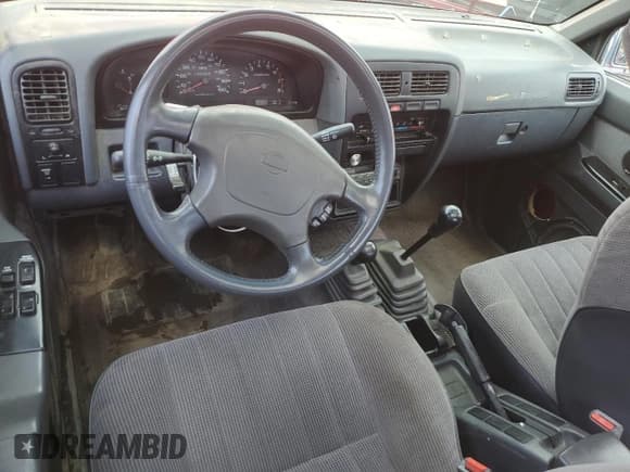 ✅ 1994 Nissan Frontier SE • VIN: 1N6HD16Y1RC361367 • Лот: 58622595. Опубликован ранее на Copart с пробегом 145 455 миль. Бесплатный доступ к архиву аукционных продаж из США и подробный отчёт об истории автомобиля на DreamBid. Изображение 8.