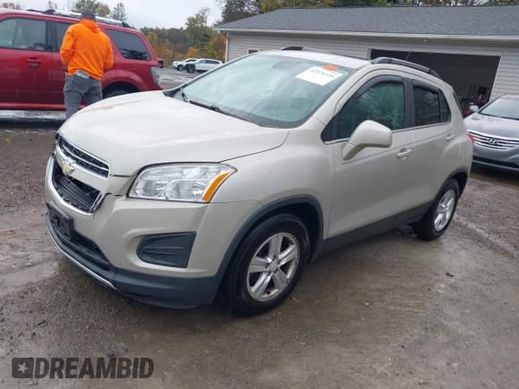 ✅ 2016 Chevrolet Trax LT • VIN: 3GNCJLSB3GL274100 • Лот: 43576335. Опубликован ранее на IAAI с пробегом 76 007 миль. Бесплатный доступ к архиву аукционных продаж из США и подробный отчёт об истории автомобиля на DreamBid. Изображение 2.