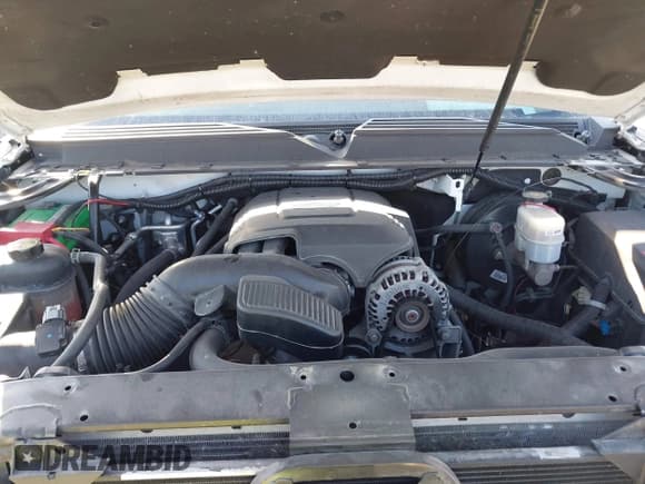 ✅ 2014 Chevrolet Suburban LT • VIN: 1GNSKJE7XER207987 • Lot: 43375552. Listed on IAAI with 146,389 mi. Free auction sales archive from the USA and detailed vehicle history report at DreamBid. Image 10.