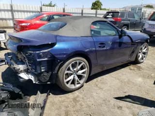 ✅ 2020 BMW Z4 sDrive30i • VIN: WBAHF3C08LWW63362 • Lot: 58871973. Wystawiony na Copart z przebiegiem 19 257 mil. Bezpłatny archiwum sprzedaży aukcyjnych z USA i szczegółowy raport historii pojazdu na DreamBid. Zdjęcie 3.