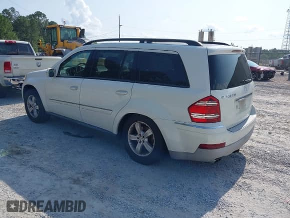 ✅ 2008 Mercedes-Benz GL 320 CDI • VIN: 4JGBF22E08A319587 • Lot: 42425722. Listed on IAAI with 231,122 mi. Free auction sales archive from the USA and detailed vehicle history report at DreamBid. Image 3.
