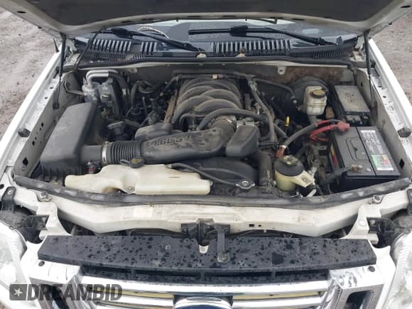 ✅ 2007 Ford Explorer Eddie Bauer • VIN: 1FMEU74887UA69536 • Лот: 43250980. Опубликован ранее на IAAI с пробегом 236 001 миль. Бесплатный доступ к архиву аукционных продаж из США и подробный отчёт об истории автомобиля на DreamBid. Изображение 10.