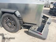 ✅ 2025 Tesla Cybertruck • VIN: 7G2CEHED1SA068606 • Lot: 42946309. Listed on IAAI with 5,212 mi. Free auction sales archive from the USA and detailed vehicle history report at DreamBid. Image 6.