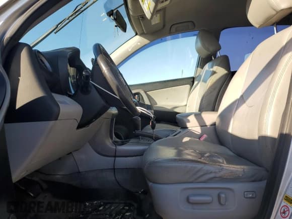 ✅ 2007 Toyota RAV4 Limited • VIN: JTMBD31V775115359 • Lot: 93008525. Listed on Copart with 148,863 mi. Free auction sales archive from the USA and detailed vehicle history report at DreamBid. Image 7.