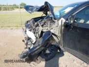 ✅ 2023 Chevrolet Traverse LS • VIN: 1GNERFKW5PJ321043 • Lot: 43370186. Wystawiony na IAAI z przebiegiem 32 386 mil. Bezpłatny archiwum sprzedaży aukcyjnych z USA i szczegółowy raport historii pojazdu na DreamBid. Zdjęcie 6.