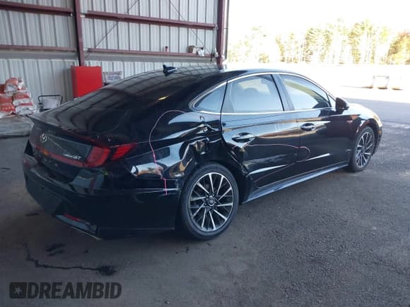 ✅ 2020 Hyundai Sonata Limited • VIN: 5NPEH4J27LH008562 • Lot: 43420375. Listed on IAAI with 92,203 mi. Free auction sales archive from the USA and detailed vehicle history report at DreamBid. Image 4.