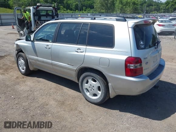 ✅ 2007 Toyota Highlander w/3rd Row • VIN: JTEEP21A970207061 • Lot: 42528923. Wystawiony na IAAI z przebiegiem 138 652 mil. Bezpłatny archiwum sprzedaży aukcyjnych z USA i szczegółowy raport historii pojazdu na DreamBid. Zdjęcie 3.