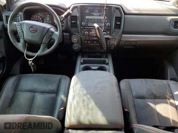 ✅ 2024 Nissan Titan Pro-4X • VIN: 1N6AA1ED2RN104442 • Лот: 80998025. Опубликован ранее на Copart с пробегом 26 059 миль. Бесплатный доступ к архиву аукционных продаж из США и подробный отчёт об истории автомобиля на DreamBid. Изображение 8.