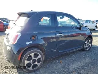 ✅ 2017 FIAT 500e • VIN: 3C3CFFGE4HT514128 • Lot: 48474644. Listed on Copart with Not provided. Free auction sales archive from the USA and detailed vehicle history report at DreamBid. Image 3.