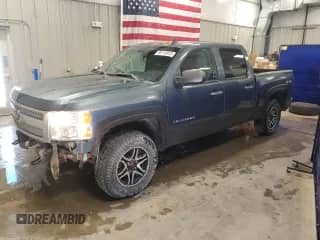 2012 Chevrolet Silverado 1500 LT z VIN 1GCPKSE76CF197008, wystawiony jako Copart lot #90118915 z przebiegiem 194 510 mil mil oraz Szkoda całkowita • Salvage title. Historia ofert i sprzedaży dostępna na DreamBid. Obrazek 1.