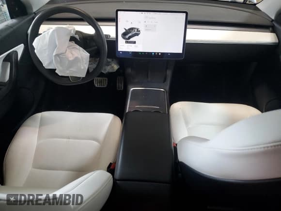 ✅ 2022 Tesla Model Y Performance • VIN: 7SAYGDEF6NF327016 • Лот: 52150725. Опубликован ранее на Copart с пробегом 99 505 миль. Бесплатный доступ к архиву аукционных продаж из США и подробный отчёт об истории автомобиля на DreamBid. Изображение 8.